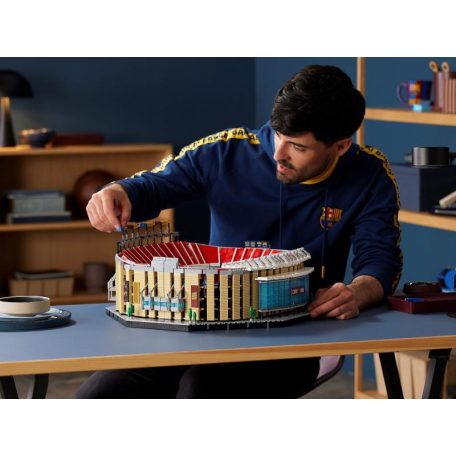 LEGO® ICONS™ - Camp Nou – FC Barcelona (10284)