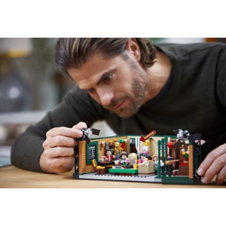 LEGO® Ideas - Jóbarátok: Central Perk kávézó (21319)
