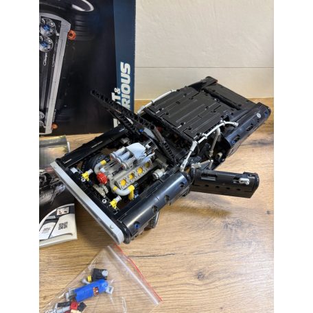 LEGO® Technic - Dom's Dodge Charger (42111) HASZNÁLT