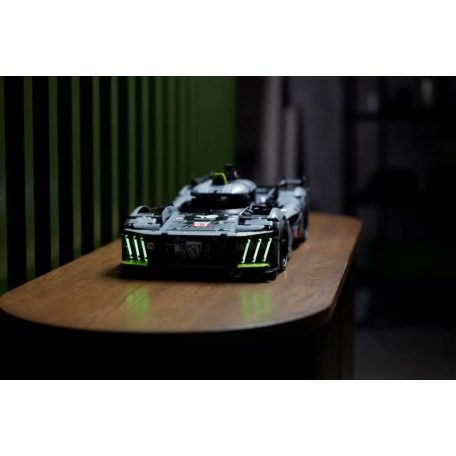 LEGO® Technic - PEUGEOT 9X8 24H Le Mans Hybrid Hypercar (42156)
