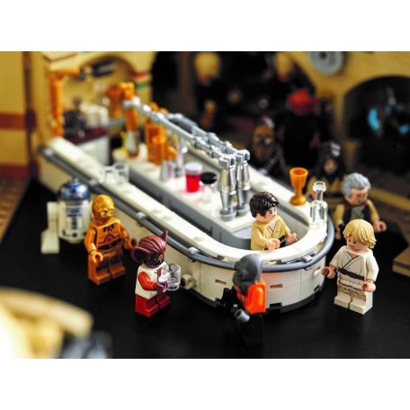LEGO Star Wars - Mos Eisley Cantina (75290)