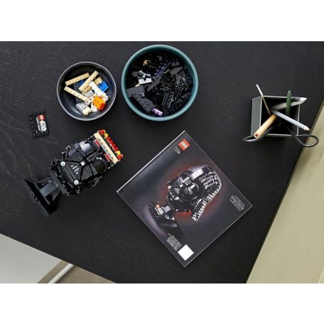  LEGO Star Wars - Darth Vader sisak (75304)
