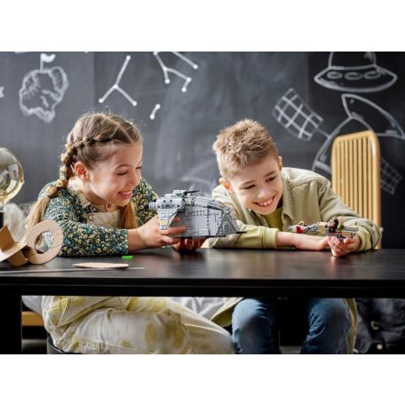 LEGO® Star Wars™ - Rajtaütés a Ferrix-en (75338)