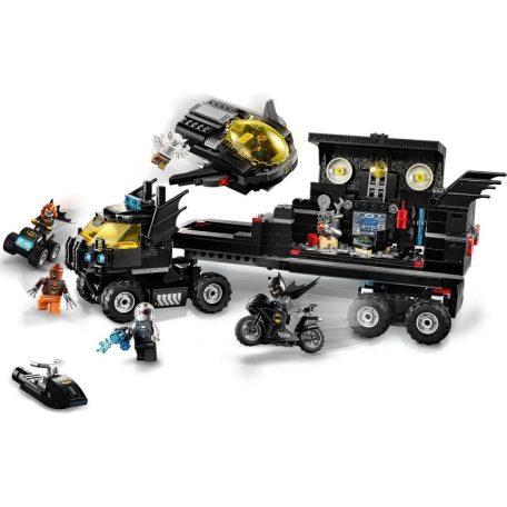 LEGO® Batman™ - Mobil denevérbázis (76160)