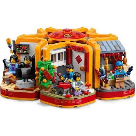 LEGO Holdújévi hagyományok (80108)