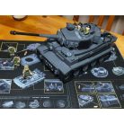 Tigris tank (fekete) építőkészlet, doboz nélkül