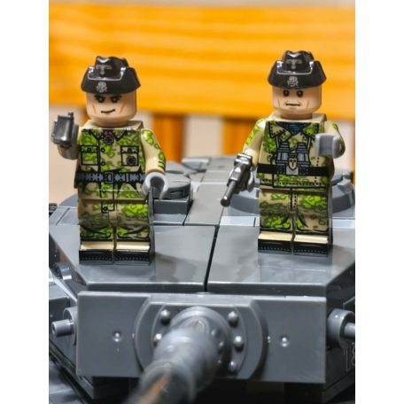 Tigris tank (fekete) építőkészlet, doboz nélkül
