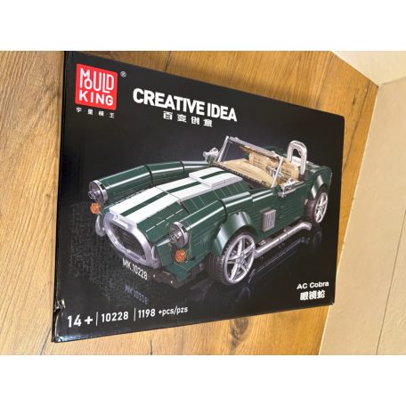 Shelby Cobra AC, mould king 10228 sportkocsi