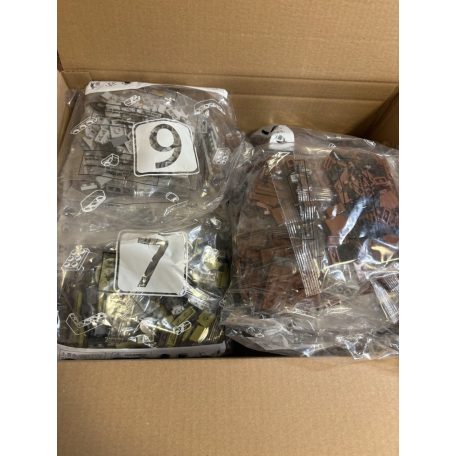 MAUS óriástank 3300+ darabos, légvédelemmel