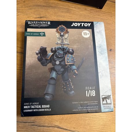 Warhammer 40k Sons of Horus MKIV Tactical Squad Legionary with legion vexilla